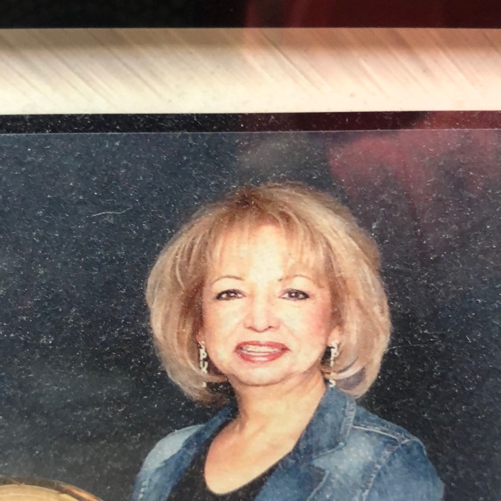 Meet your Posher, Sylvia